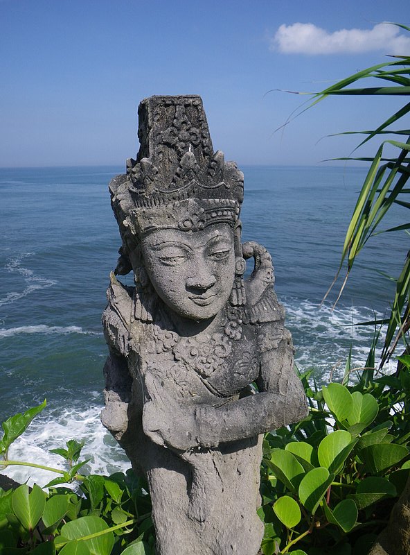 Temple de Tana l'hot